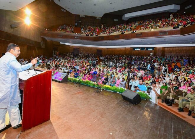 संसद एवं विधानसभा में महिलाओं को मिलेगा 33 प्रतिशत आरक्षण-मुख्यमंत्री