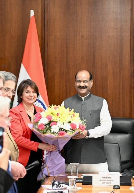 फ्रांस भारत के सबसे भरोसेमंद और मित्रवत साझेदारों में से एक है: लोकसभा अध्यक्ष