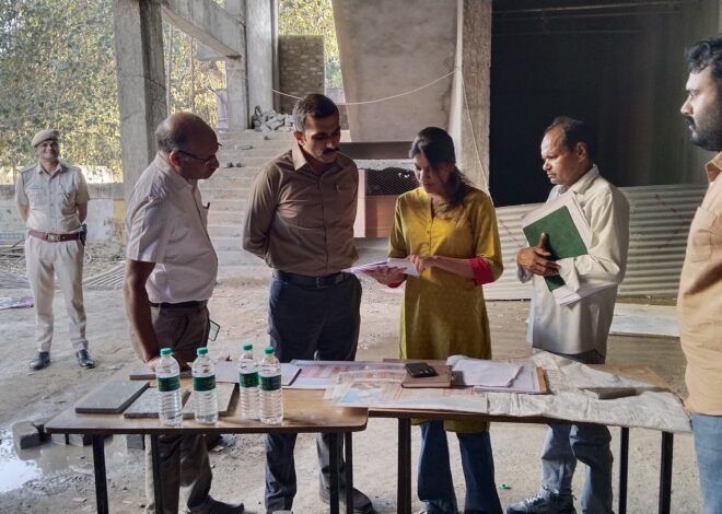 जिला कलेक्टर देशलदान ने क्रिटिकल केयर विंग का किया निरीक्षण