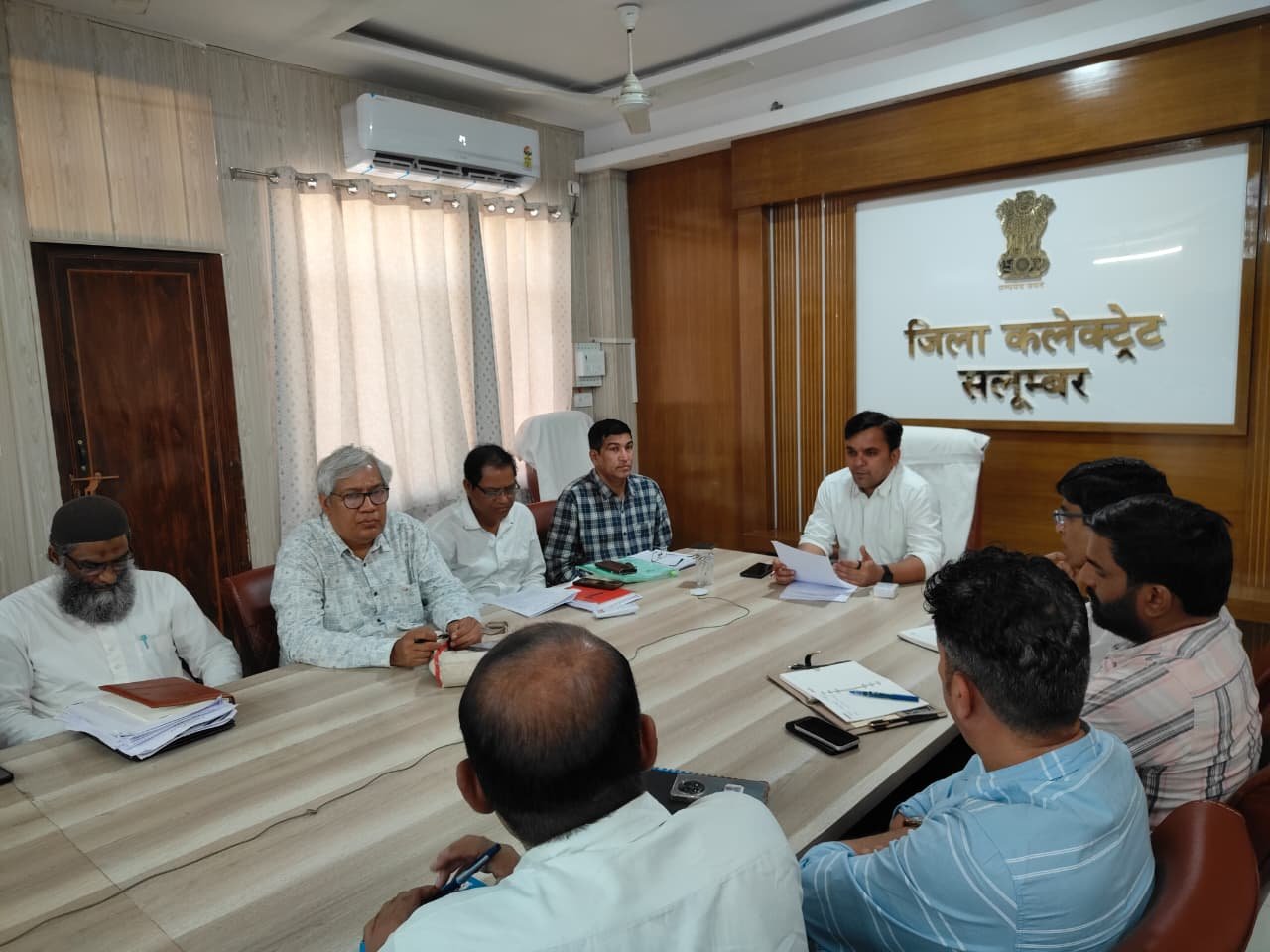 हवाई हमले की पूर्व सूचना देने, चेतावनी प्रणाली को सक्रिय करने और ब्लैक आउट के निर्देशों की प्रभावी पालना के लिए जिले में होगी 20 को मॉक ड्रिल आयोजित-अतिरिक्त जिला कलक्टर