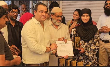 कौमी एकता के साथ सेवाः60 परिवारों को मिला निःशुल्क राशन