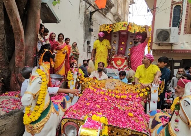 मंशापूर्ण हनुमान जन्मोत्सव पर 1111 मीटर लंबी पाग पर ‘बालक राम’ ने की पुष्पवर्षा