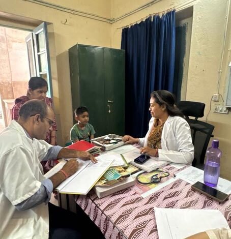 शिविर में बच्चों में व्यवहारिक समस्याओं का किया निवारण