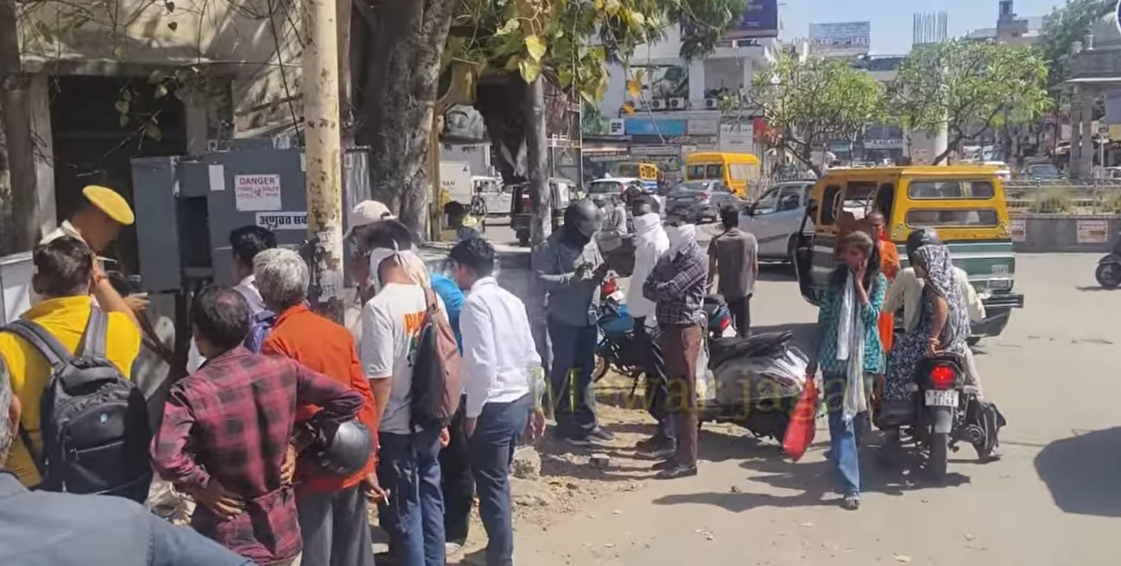 उदयपुर के सूरजपोल चौराहा पर मिला मासूम का शव