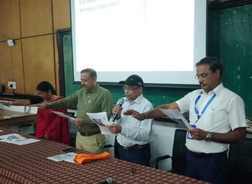 आरएनटी में अग्निशमन सुरक्षा जागरूकता कार्यक्रम में बताए सुरक्षा के टिप्स