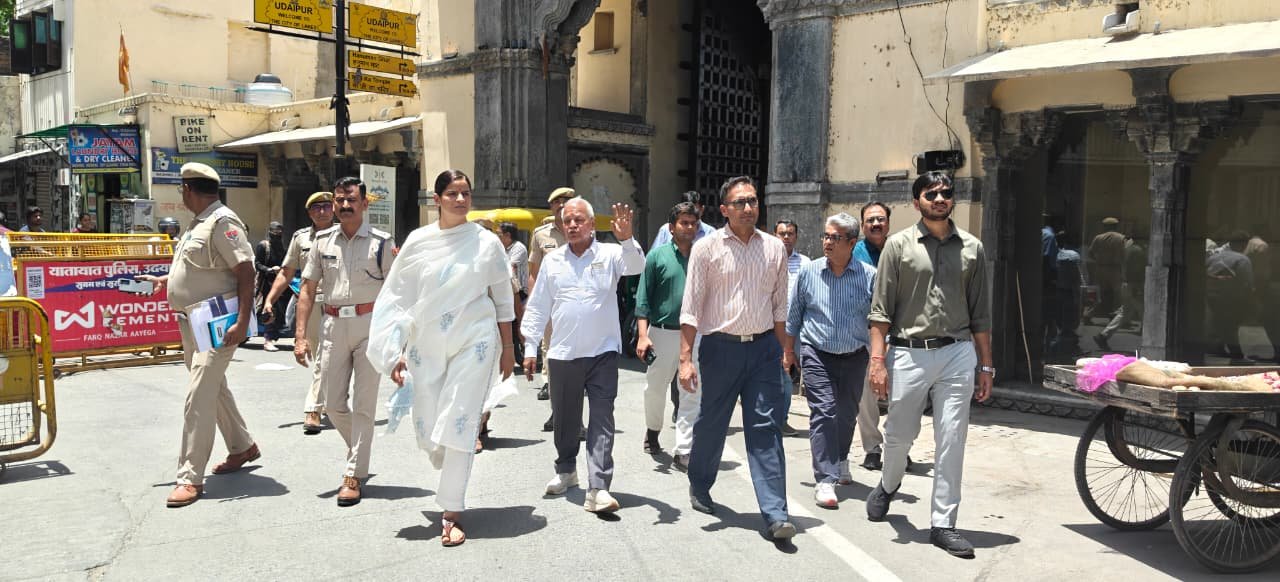 शहर विधायक ने अधिकारियों संग शहर में नई पार्किंग विकसित करने के लिए किए दौरे