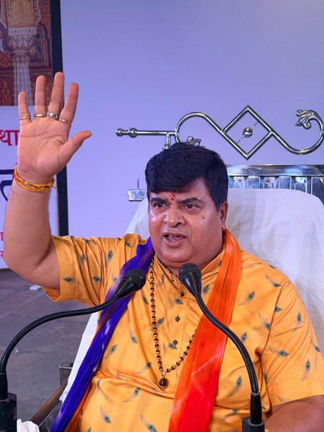 हँसी की वापसी: तनाव, अवसाद और भागदौड़ भरे समय में जीवन का सरल उपचार