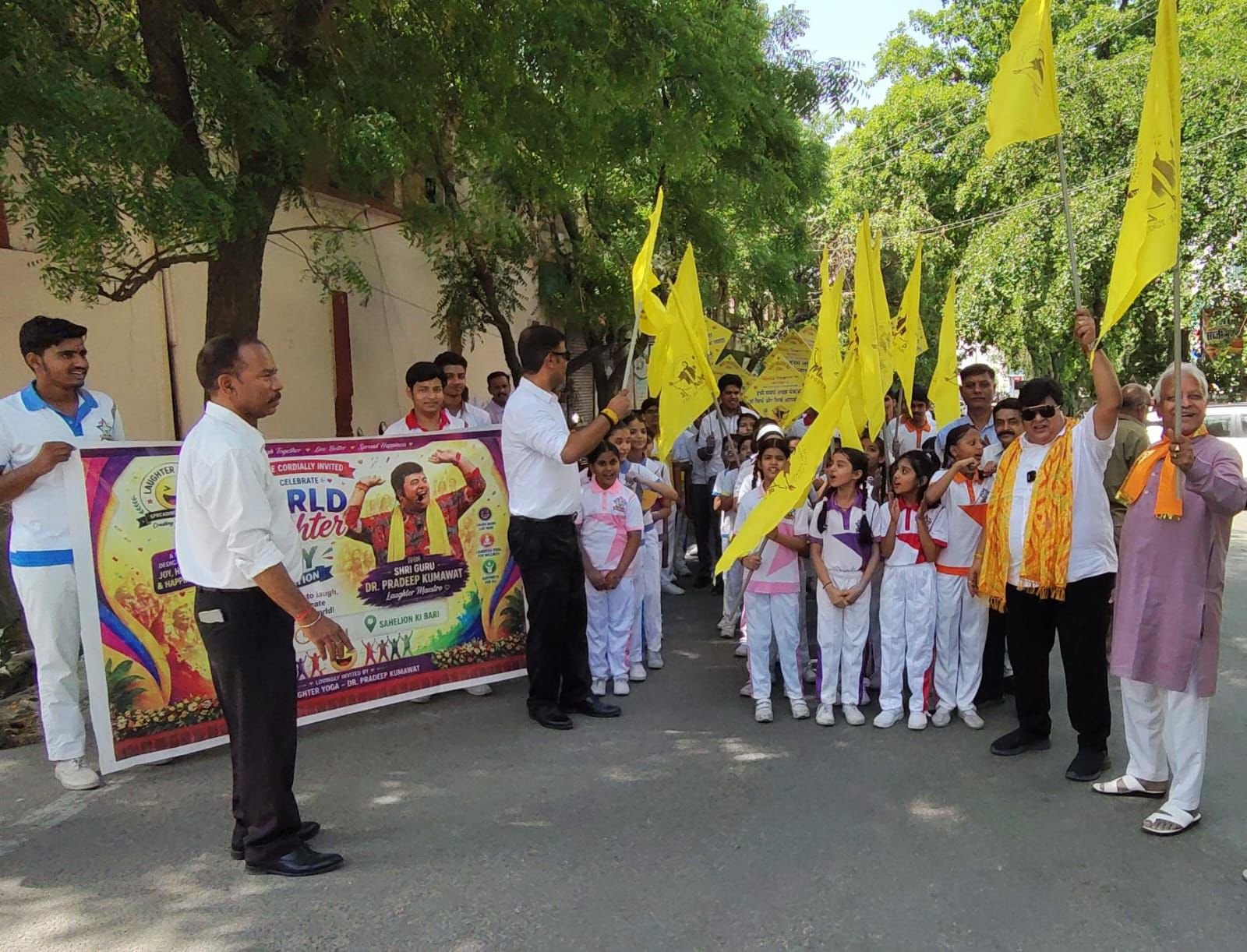 विश्व हास्य योग दिवस पर आज सहेलियों की बाड़ी में गूंजेंगे ठहाके